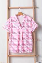 Load image into Gallery viewer, Printed V-Neck Short Sleeve T-Shirt