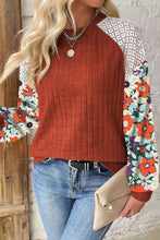 Load image into Gallery viewer, Printed Round Neck Long Sleeve Top