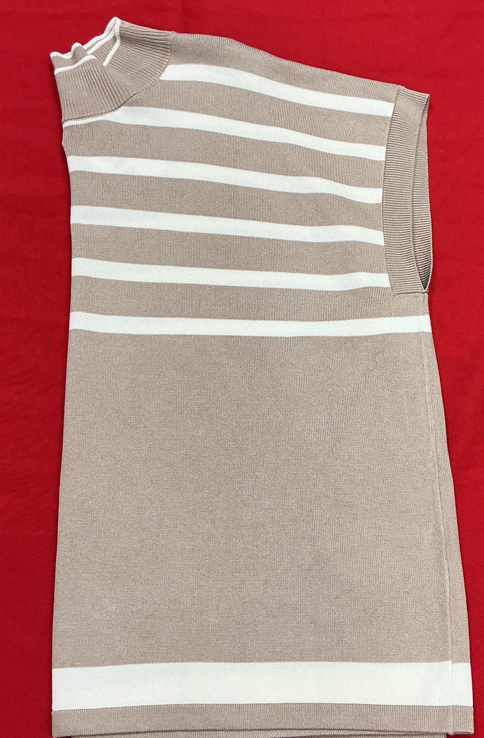 Entro Oversized Sleeveless Sweater