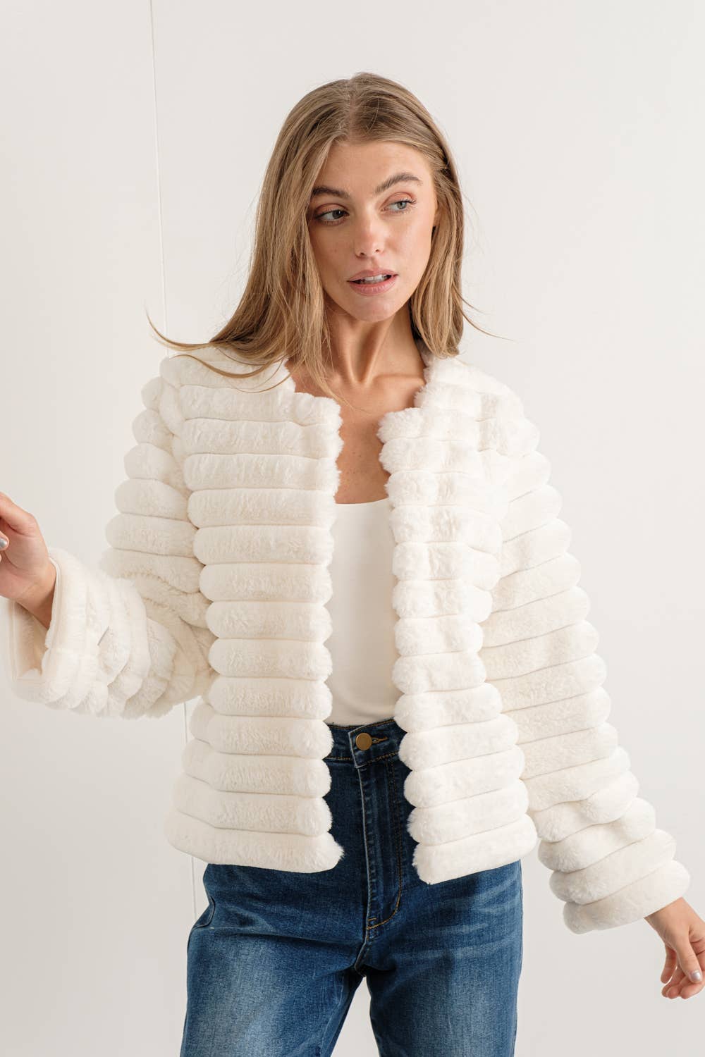 STRIPE FAUX FUR COAT (ST#FRJ1645W):