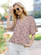 Load image into Gallery viewer, Printed V-Neck Slit Half Sleeve Blouse