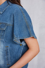 Load image into Gallery viewer, Pocketed Button Up Short Sleeve Denim Top