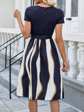 Load image into Gallery viewer, Printed Round Neck Short Sleeve Dress