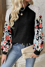 Load image into Gallery viewer, Printed Round Neck Long Sleeve Top