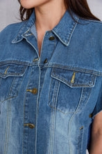 Load image into Gallery viewer, Pocketed Button Up Short Sleeve Denim Top