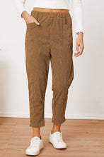 Load image into Gallery viewer, Pocketed Elastic Waist Pants