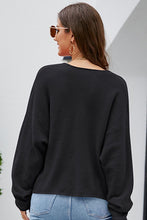 Load image into Gallery viewer, V-Neck Center Seam Sweater