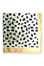 Load image into Gallery viewer, COLOR BLOCKED SILKY FEEL BANDANA SCARF | 21SC348