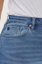 Load image into Gallery viewer, Kancan Full Size Cat&#39;s Whiskers High Waist Jeans