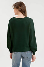 Load image into Gallery viewer, SPLIT NECK DROP SHOULDER KNIT PULLOVER SWEATER: CINNAMON