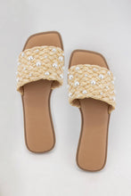Load image into Gallery viewer, ENGINE PEARL DECOR RAFFIA WOVEN UPPER SLIDE SANDAL: NATURAL RAFFIA / 10