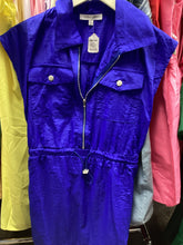 Load image into Gallery viewer, *SALE* Cap sleeve zippered mini dress *size up*