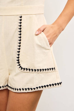 EMBROIDERED EDGE SLEEVELESS ROMPER: BLACK COMBO / S