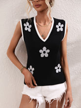 Load image into Gallery viewer, Floral Contrast Ribbed Trim Sweater Vest