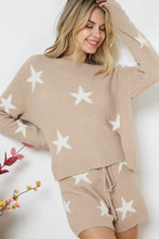 Load image into Gallery viewer, Soft Long Sleeve Star Print Top and Short Set