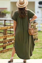 Load image into Gallery viewer, Plus Size V-Neck Short Sleeve Maxi Dress