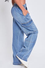 Load image into Gallery viewer, YMI Jeanswear High-Rise Straight Cargo Jeans