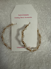Load image into Gallery viewer, Pearl and Gold Twisted Earrings