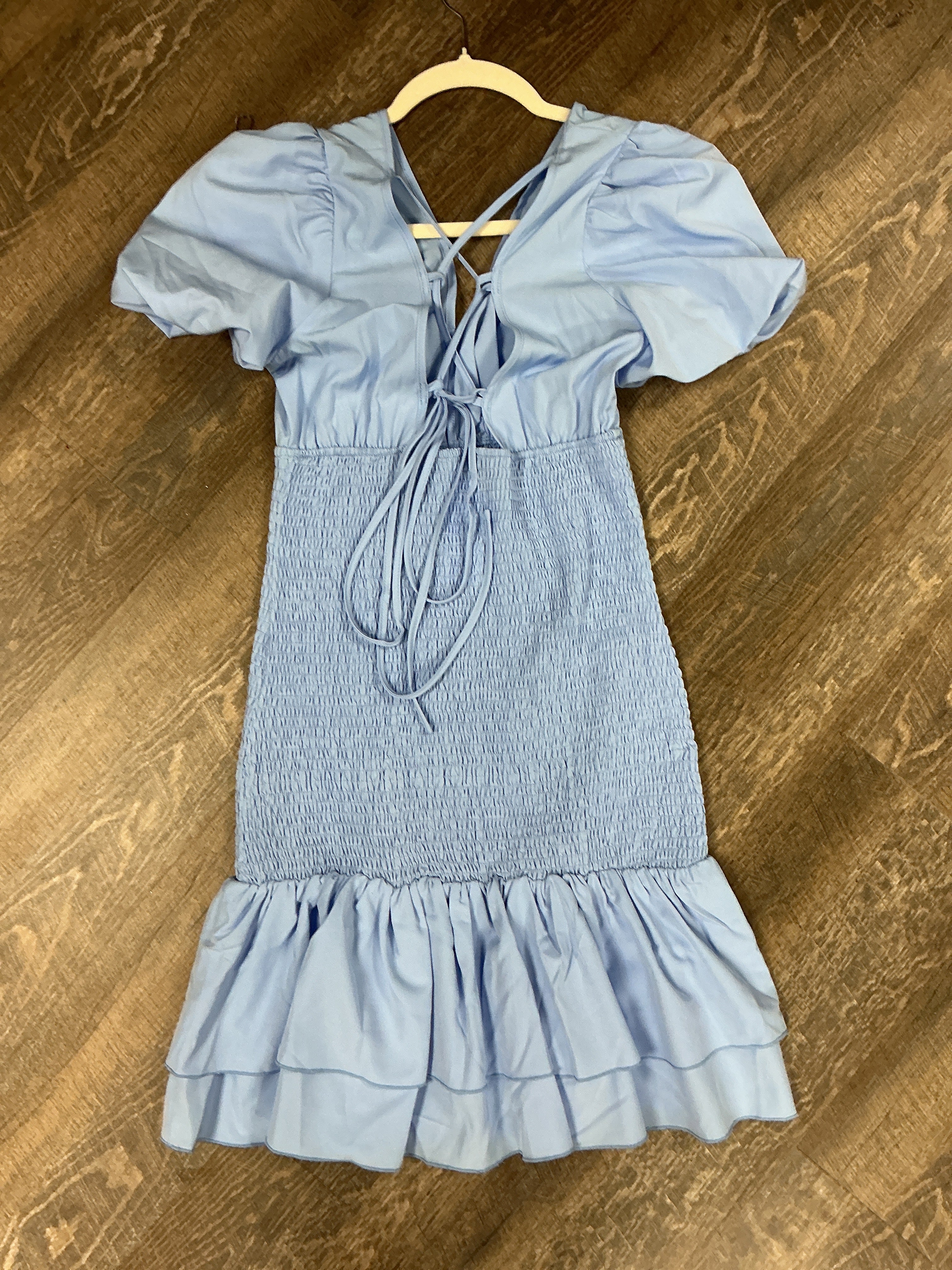 Backless V-Neck Short Sleeve Dress