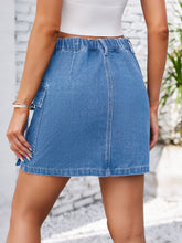 Load image into Gallery viewer, Pocketed Buttoned Denim Skirt