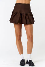 Load image into Gallery viewer, BK22766 STRETCH FLARE BUBBLE MINI SKIRT: OFF WHITE / L