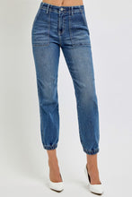 Load image into Gallery viewer, RISEN Full Size High Rise Ankle Jogger Jeans