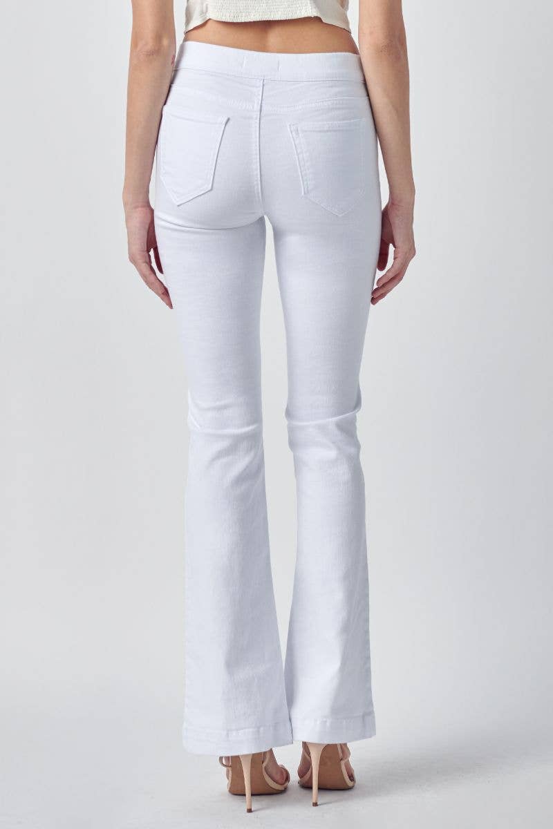 *SALE* White Mid Rise Pull On Flare Jegging