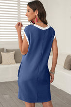 Load image into Gallery viewer, Contrast Trim Pocketed Round Neck Dress