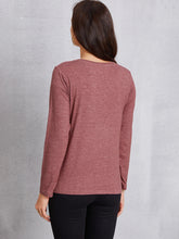 Load image into Gallery viewer, Round Neck Long Sleeve T-shirt