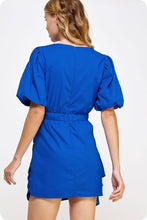 Load image into Gallery viewer, Ruched Short Puff Sleeve Voile Mini Dress: Burgundy / S