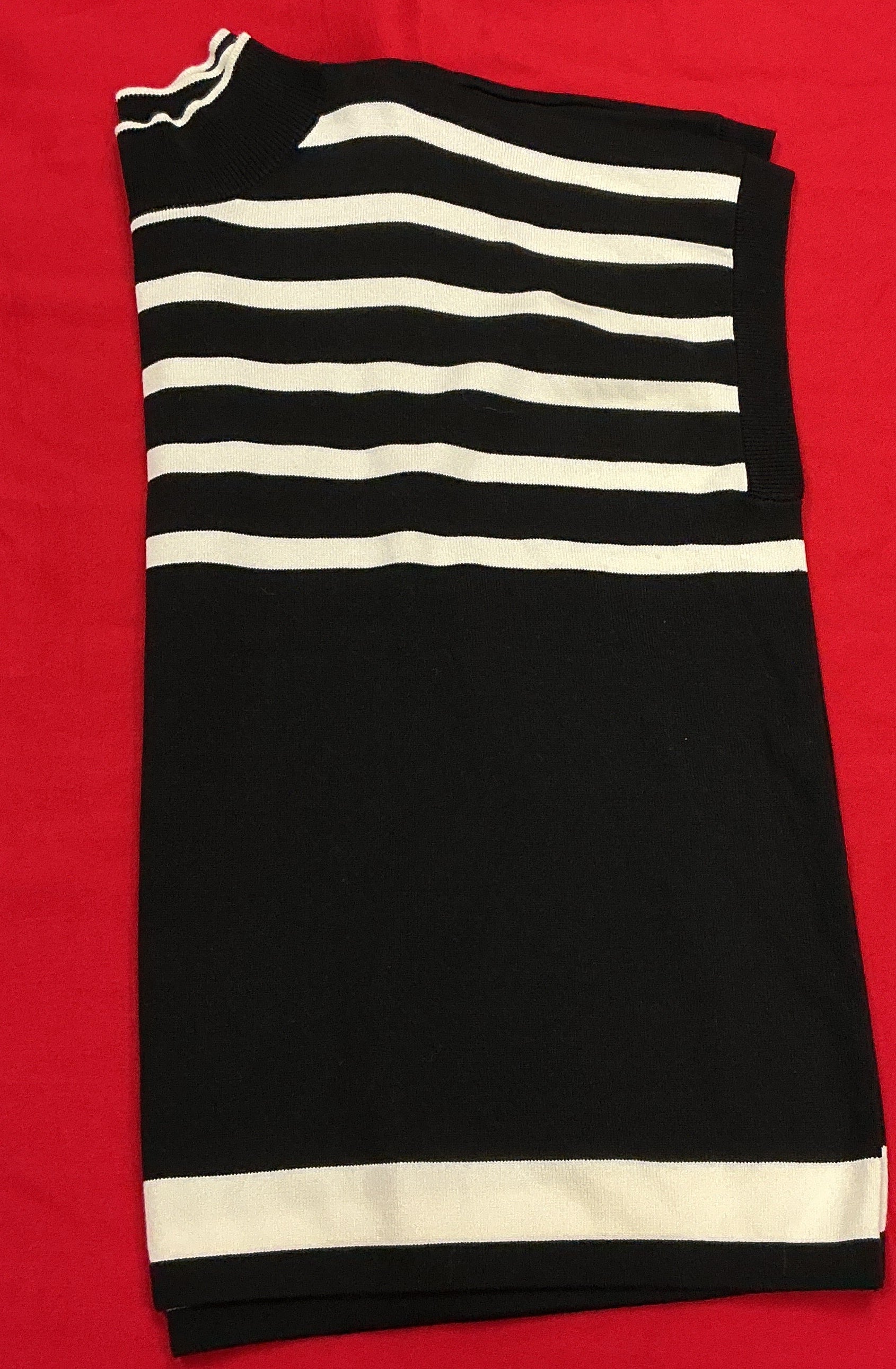 Entro Oversized Sleeveless Sweater