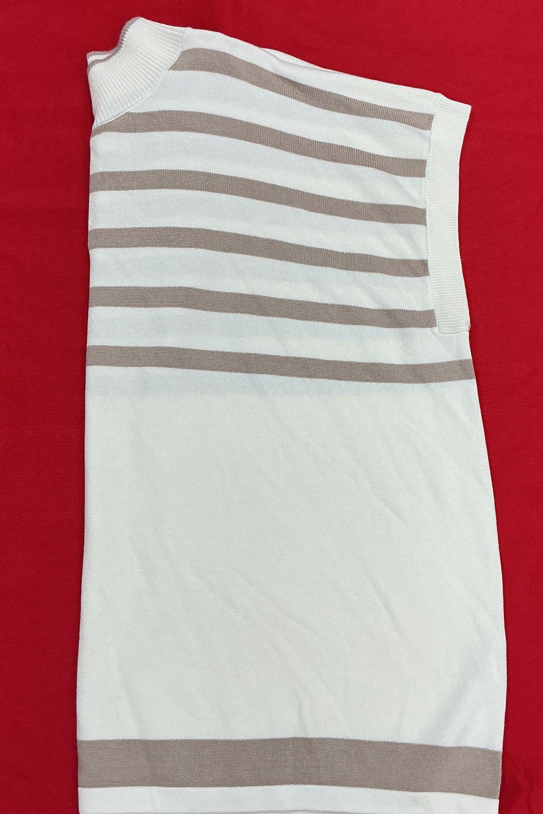 Entro Oversized Sleeveless Sweater