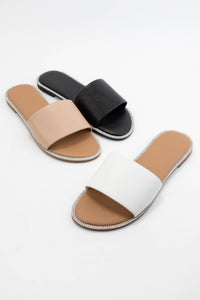 TAKA JEWELED EDGE SLIDE: CLEAR / 8