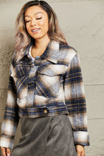 Load image into Gallery viewer, HYFVE Put In Work Semi Cropped Plaid Shacket