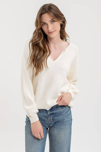 SPLIT NECK DROP SHOULDER KNIT PULLOVER SWEATER: CINNAMON