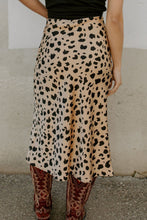 Load image into Gallery viewer, Slit Printed Midi Skirt