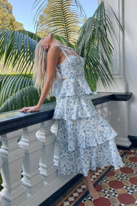 TIE UP TIERED SKIRT MAXI DRESS: BLUE / S