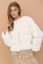 Load image into Gallery viewer, FAUX FUR JACKET