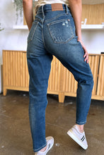 Load image into Gallery viewer, Judy Blue Full Size Tummy Control High Waist Slim Jeans