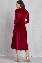 Load image into Gallery viewer, Sequin Long Sleeve Midi Dress