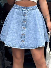 Load image into Gallery viewer, Buttoned Mini Denim Skirt