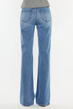 Load image into Gallery viewer, Kancan Ultra High Rise Cat&#39;s Whiskers Jeans