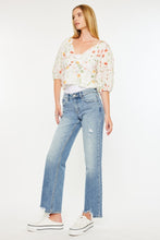 Load image into Gallery viewer, Kancan Mid Rise Frayed Hem Straight Jeans