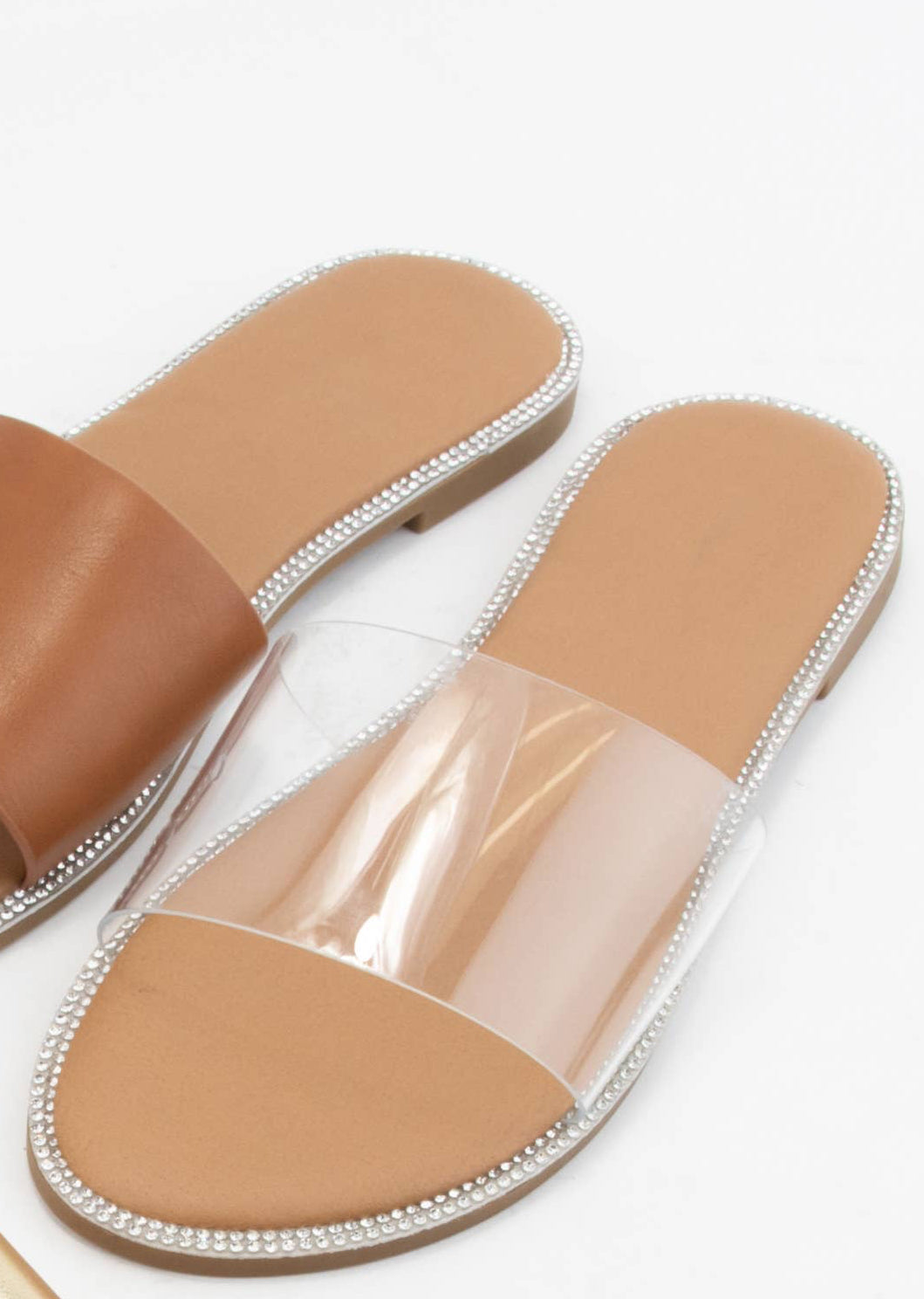 TAKA JEWELED EDGE SLIDE: CLEAR