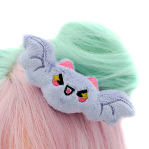 Kawaii Bat Plush Hair Clip: Mint