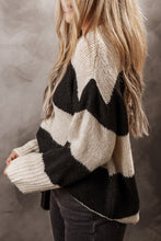 Load image into Gallery viewer, Color Block Round Neck Sweater