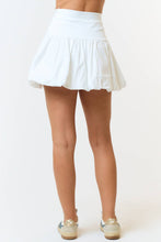 Load image into Gallery viewer, BK22766 STRETCH FLARE BUBBLE MINI SKIRT: OFF WHITE / L