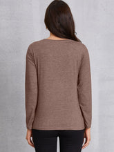 Load image into Gallery viewer, Round Neck Long Sleeve T-shirt