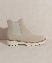 Load image into Gallery viewer, OASIS SOCIETY Gianna   Chunky Sole Chelsea Boot