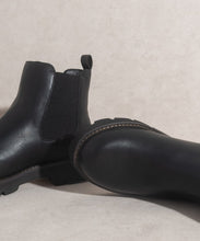 Load image into Gallery viewer, OASIS SOCIETY Gianna   Chunky Sole Chelsea Boot